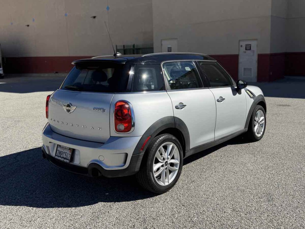 2014 MINI Countryman Image 3