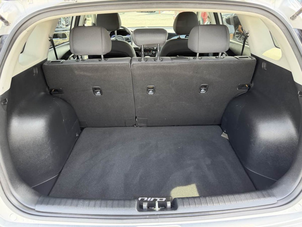 2020 Kia Niro Image 12