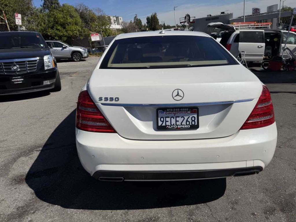 2011 Mercedes-Benz S-Class Image 6
