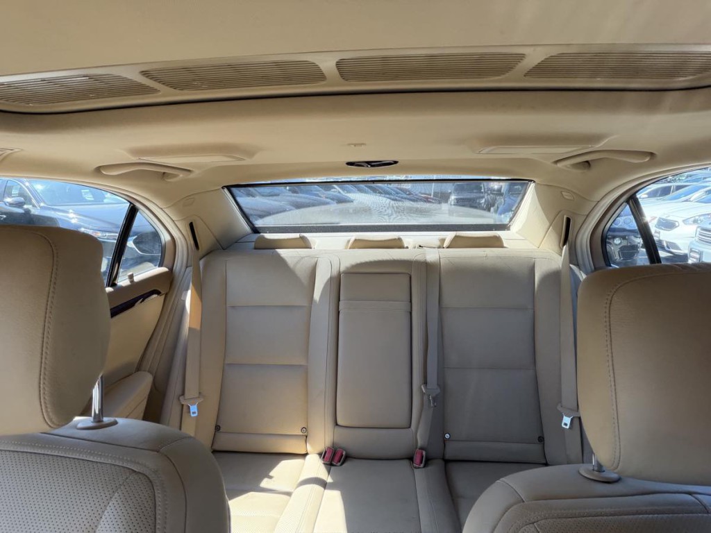 2011 Mercedes-Benz S-Class Image 10