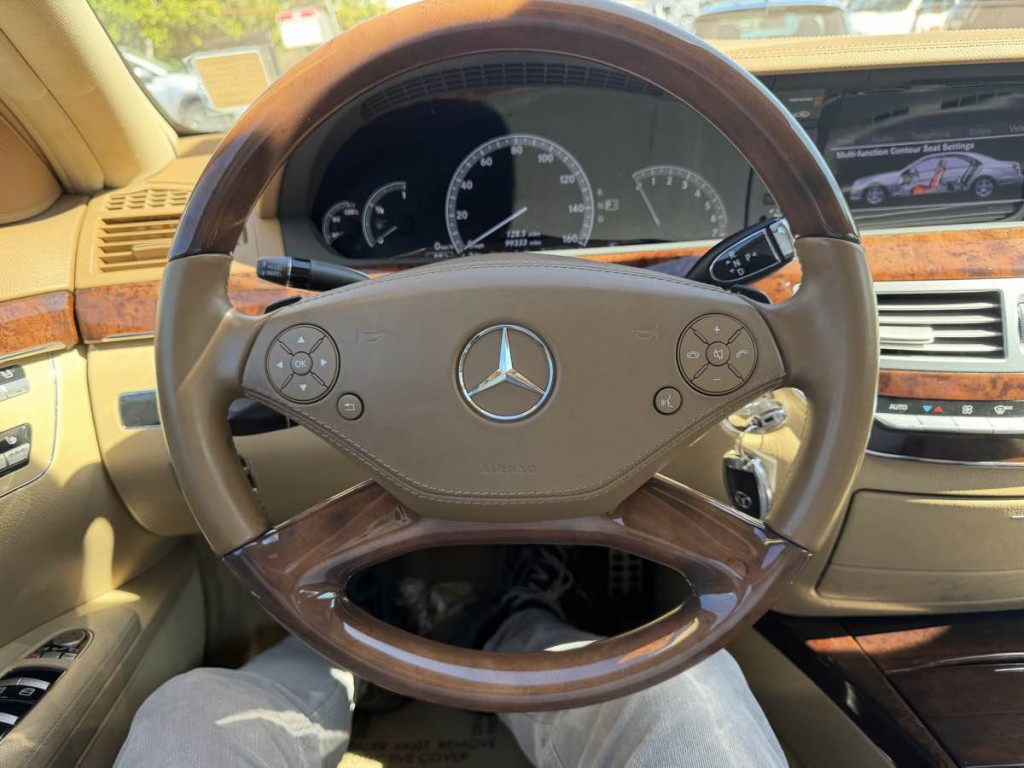 2011 Mercedes-Benz S-Class Image 11