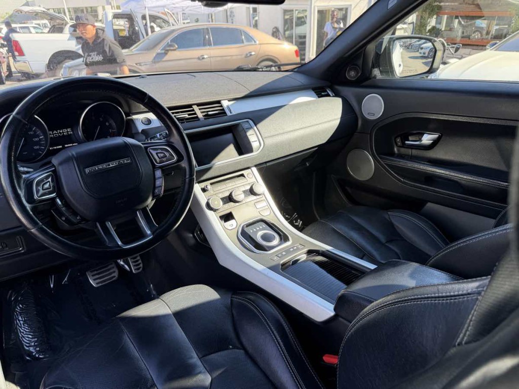 2012 Land Rover Range Rover Evoque Image 19