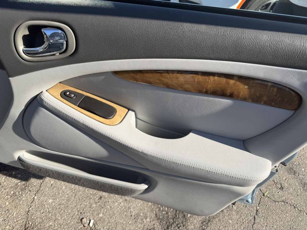 2006 Jaguar S-TYPE Image 16