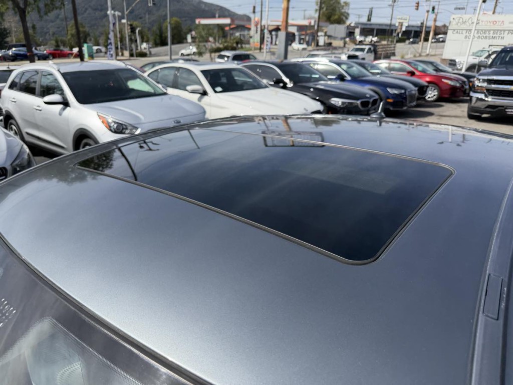 2009 Mercedes-Benz E-Class Image 7