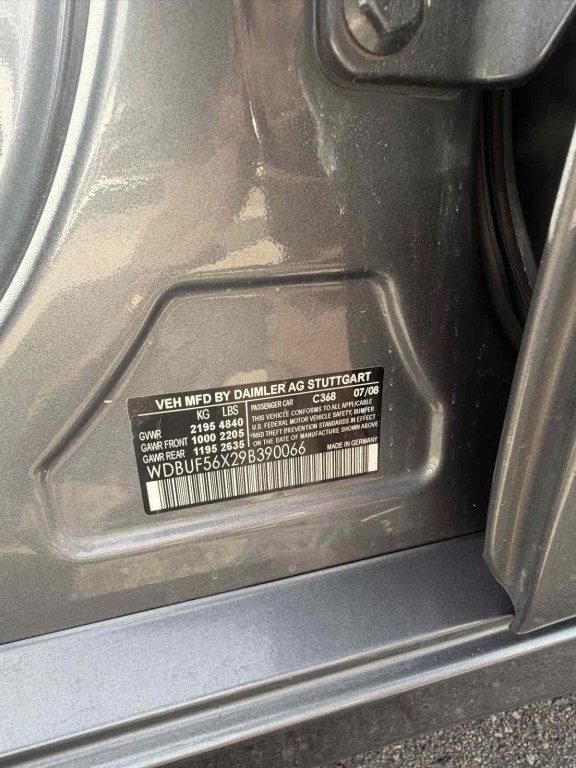 2009 Mercedes-Benz E-Class Image 16