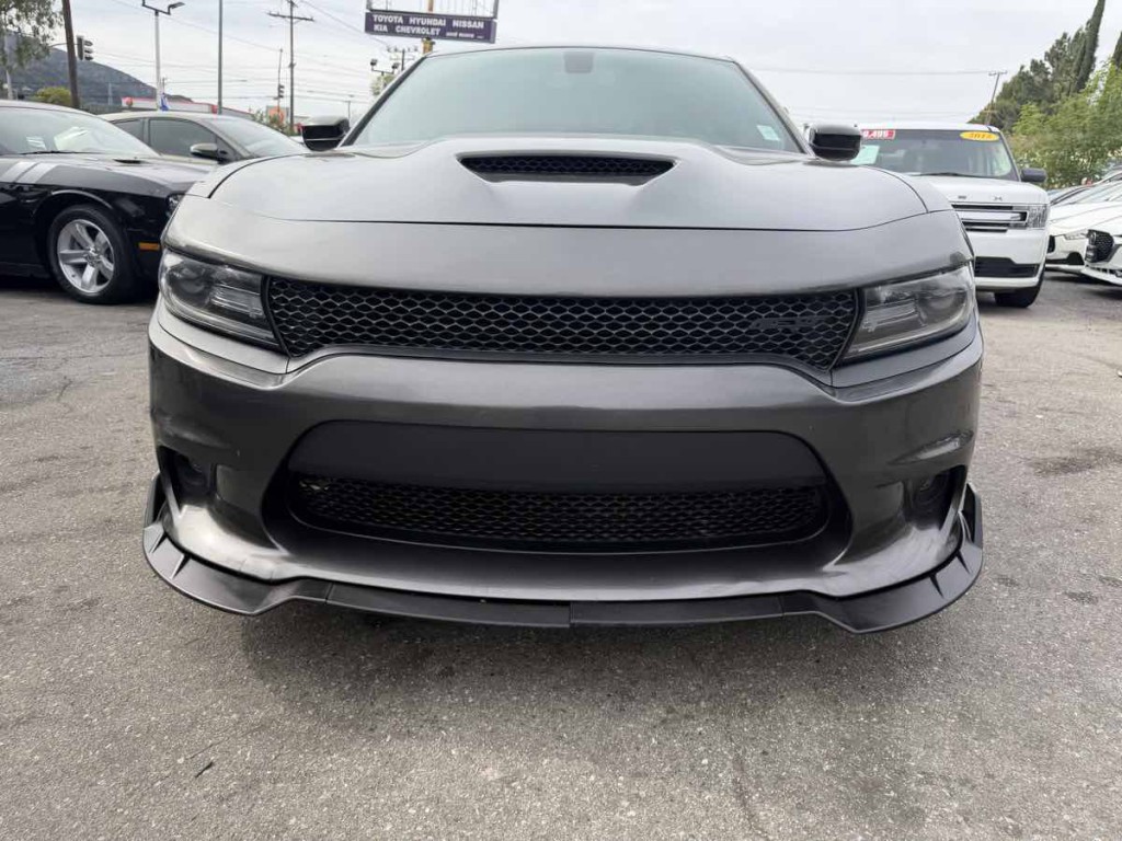2019 Dodge Charger Image 2