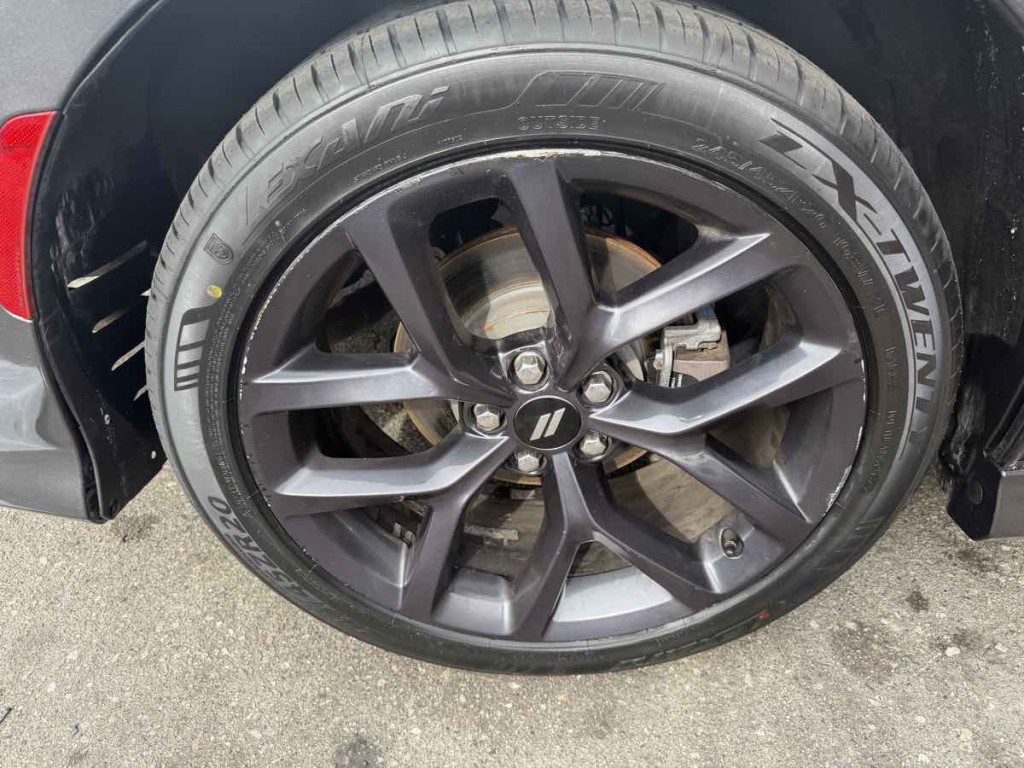 2019 Dodge Charger Image 9