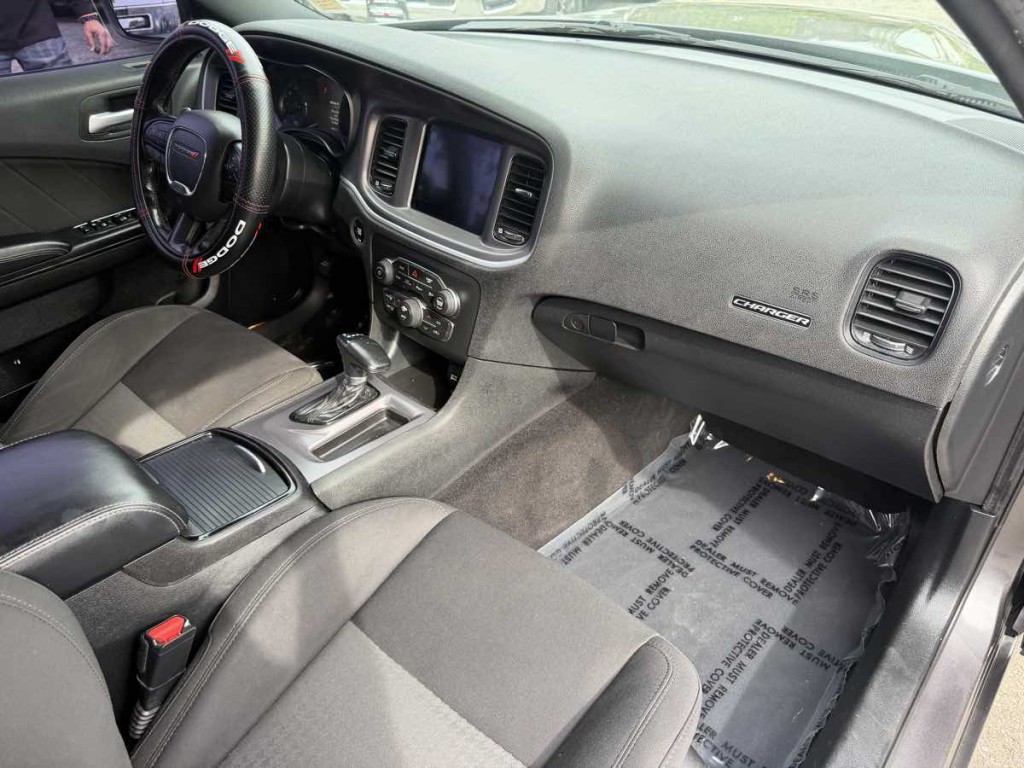 2019 Dodge Charger Image 12