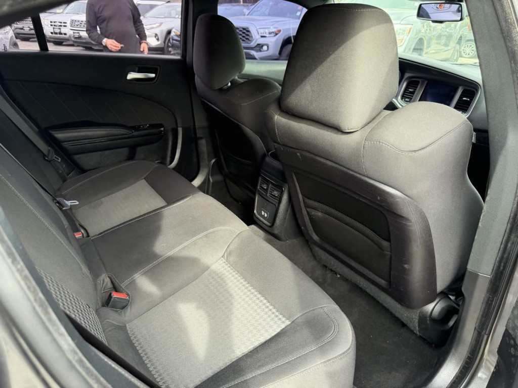 2019 Dodge Charger Image 17