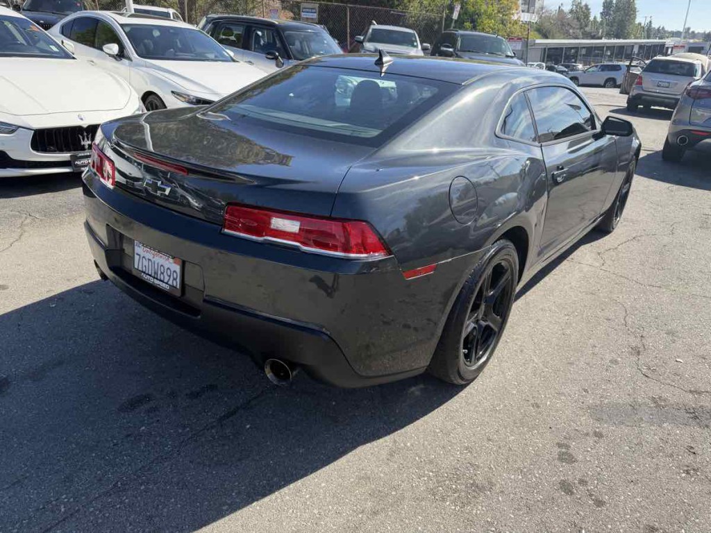 2015 Chevrolet Camaro Image 4