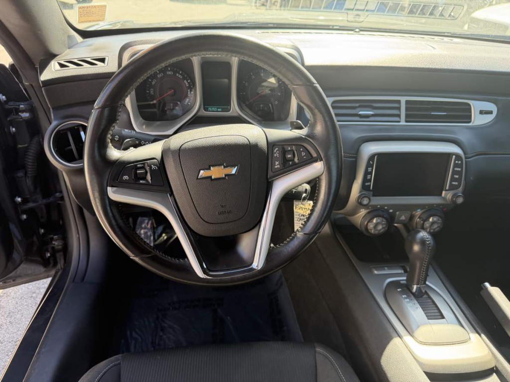 2015 Chevrolet Camaro Image 13