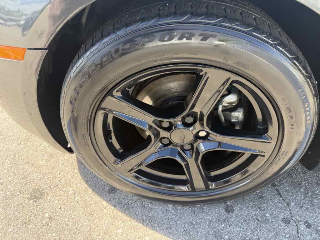 2015 Chevrolet Camaro Image 14