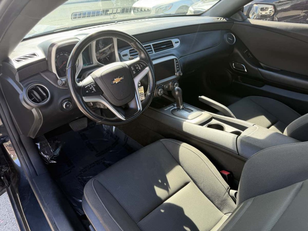 2015 Chevrolet Camaro Image 18