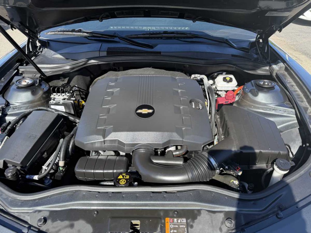 2015 Chevrolet Camaro Image 25