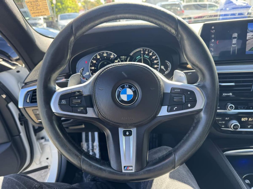 2018 BMW 5 Series Image 12