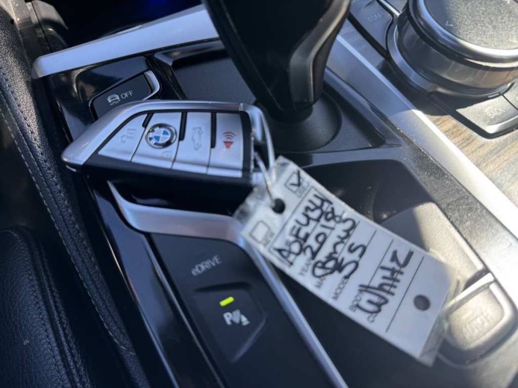 2018 BMW 5 Series Image 16