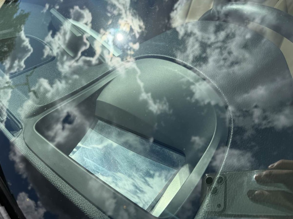 2012 BMW 3 Series Image 16