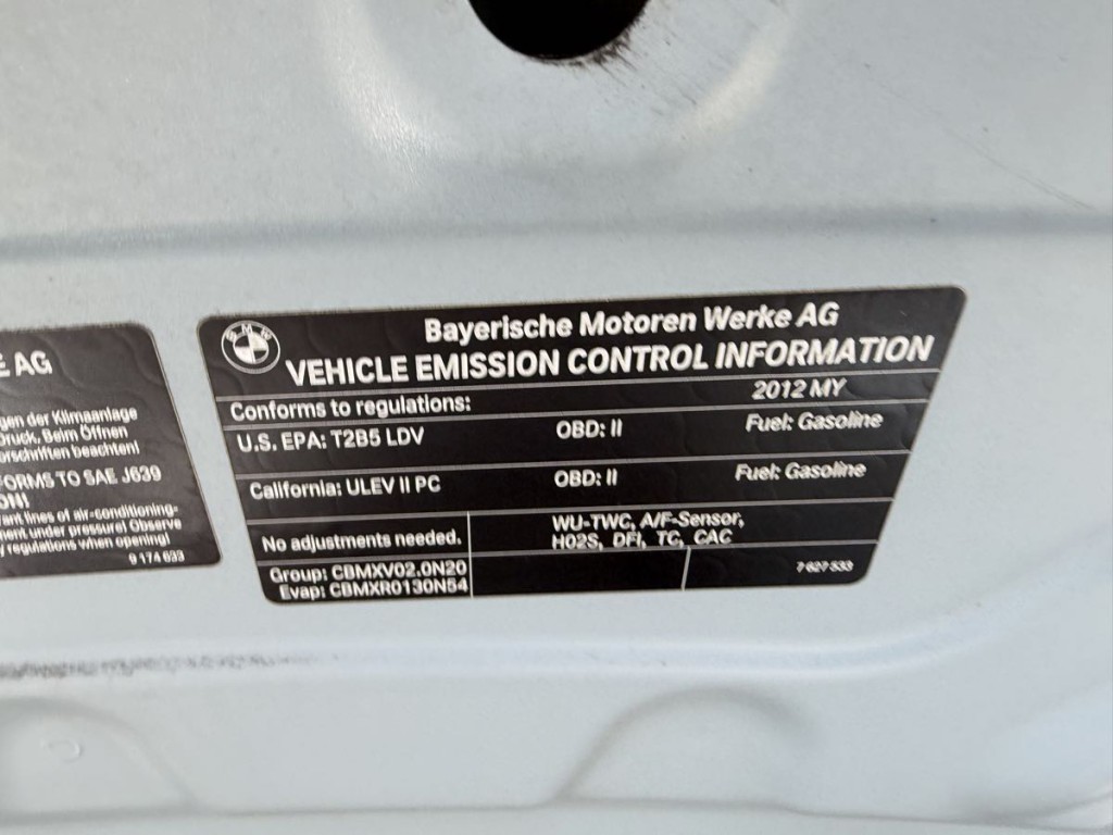 2012 BMW 3 Series Image 19