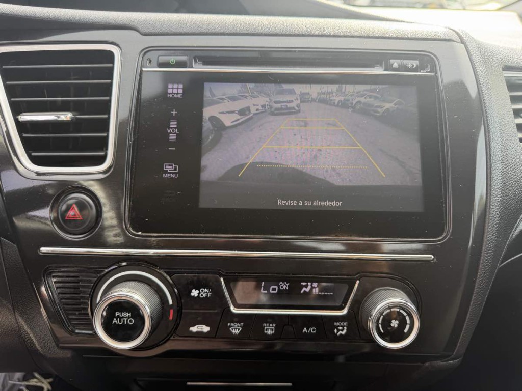 2015 Honda Civic Image 13