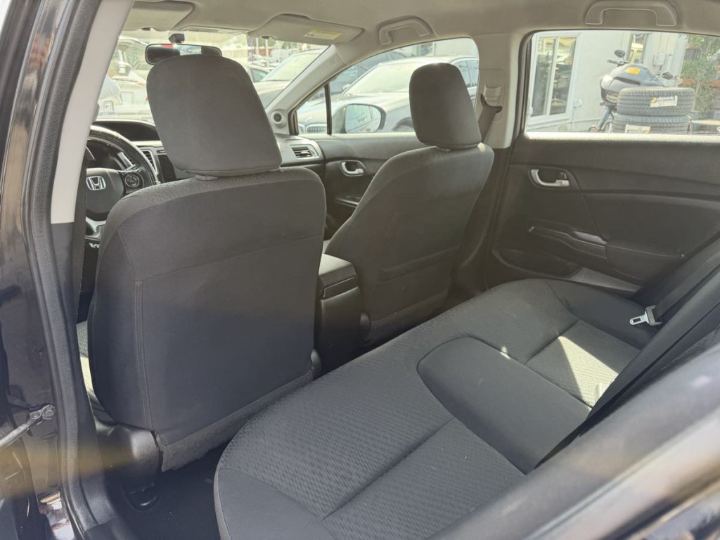 2015 Honda Civic Image 19