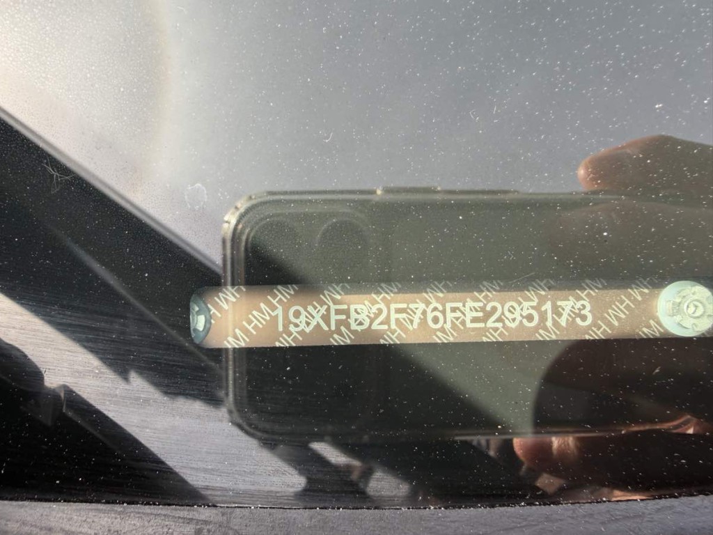 2015 Honda Civic Image 23