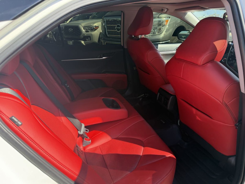 2024 Toyota Camry Image 16