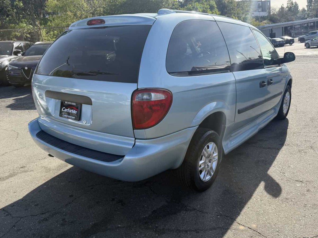 2005 Dodge Ram Van Image 6