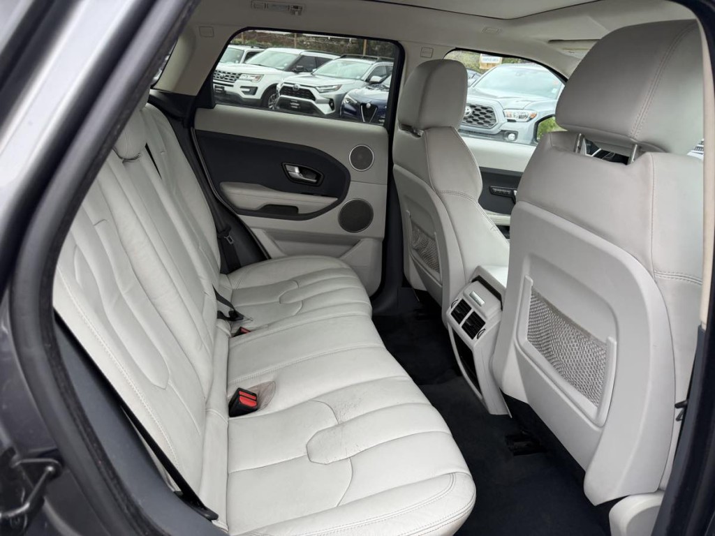 2015 Land Rover Range Rover Evoque Image 15