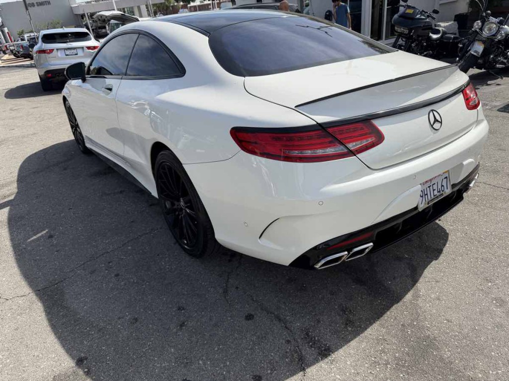 2016 Mercedes-Benz S-Class Image 4