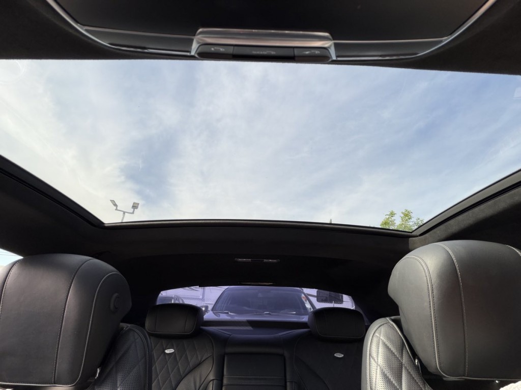 2016 Mercedes-Benz S-Class Image 22