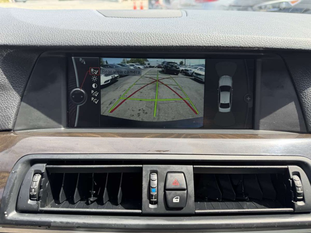 2011 BMW 5 Series Image 20