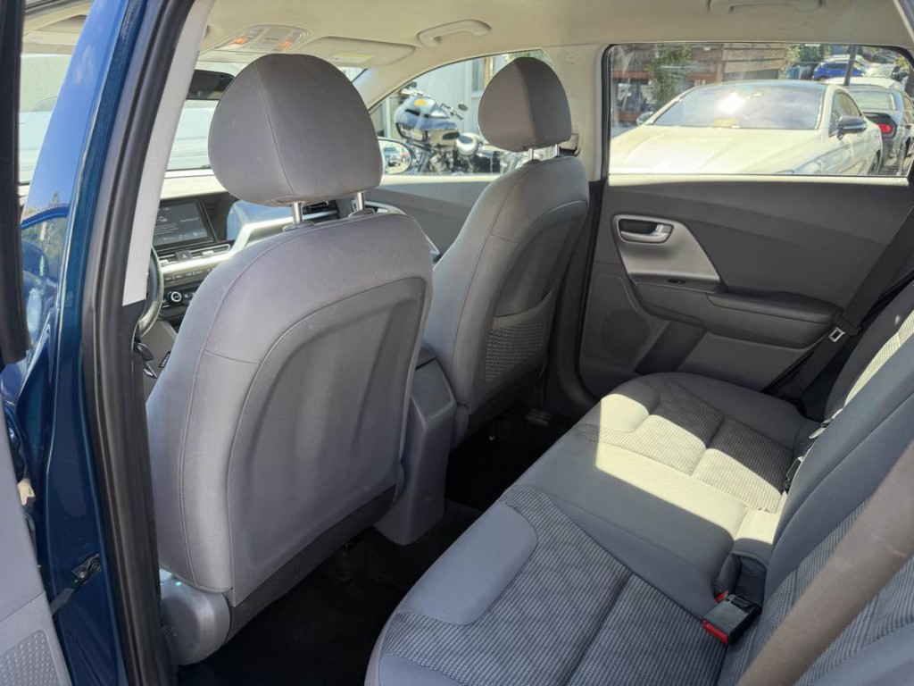 2020 Kia Niro Image 11
