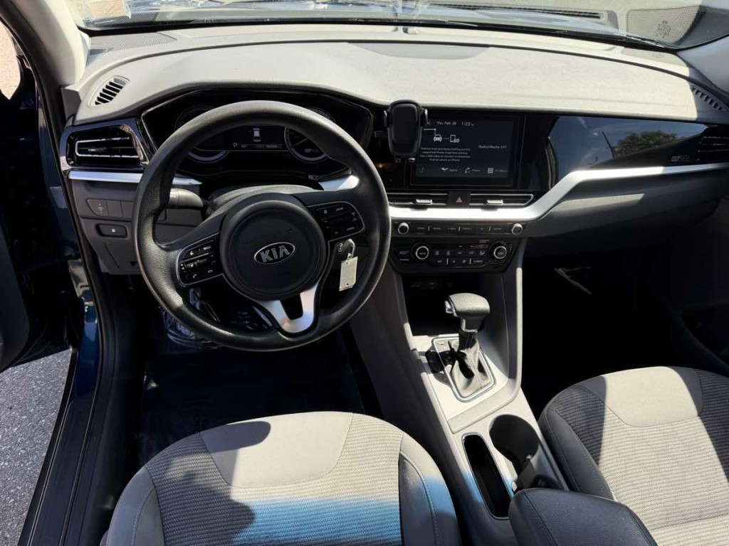 2020 Kia Niro Image 12