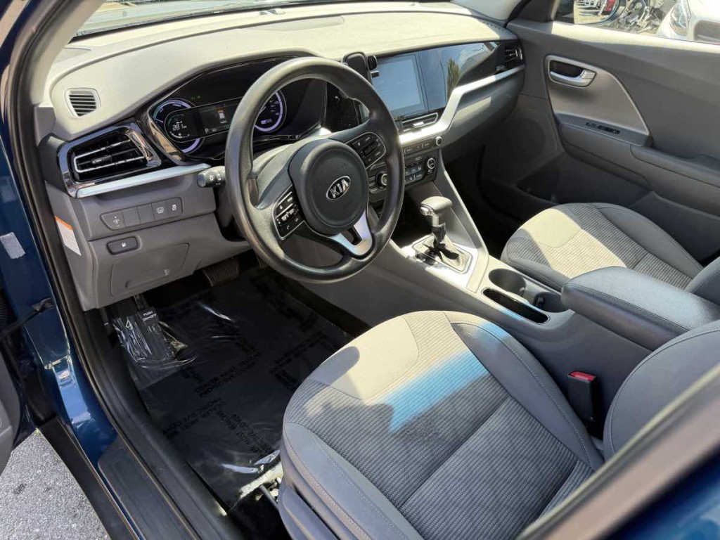 2020 Kia Niro Image 24