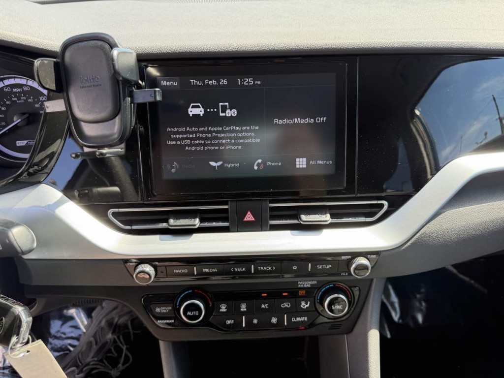 2020 Kia Niro Image 28