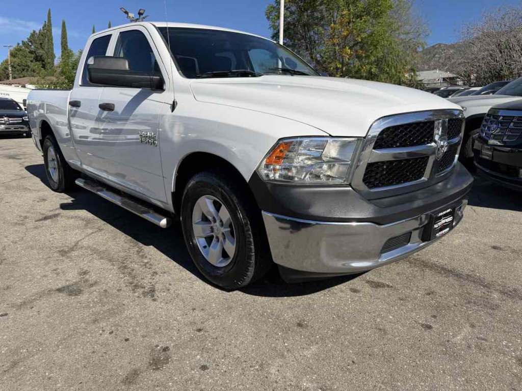 2015 RAM 1500 Image 1