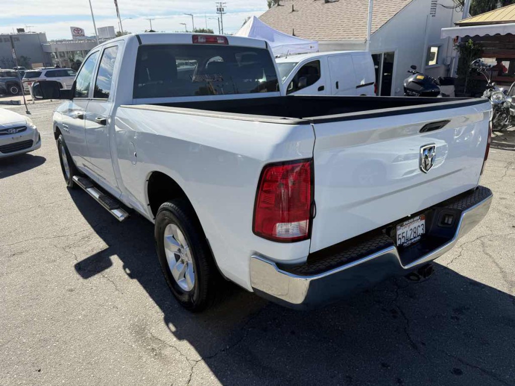 2015 RAM 1500 Image 3