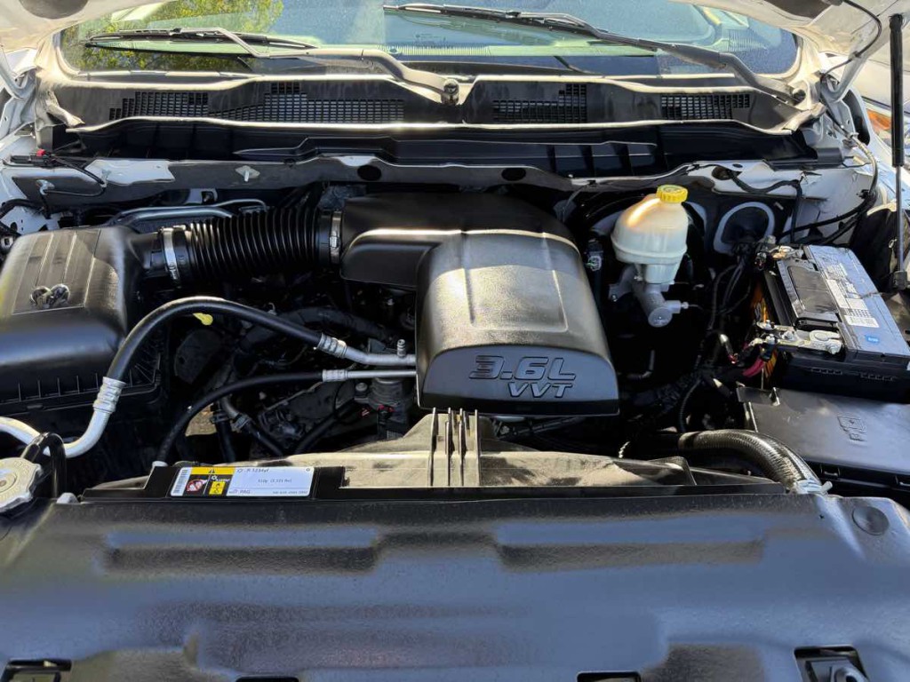 2015 RAM 1500 Image 21