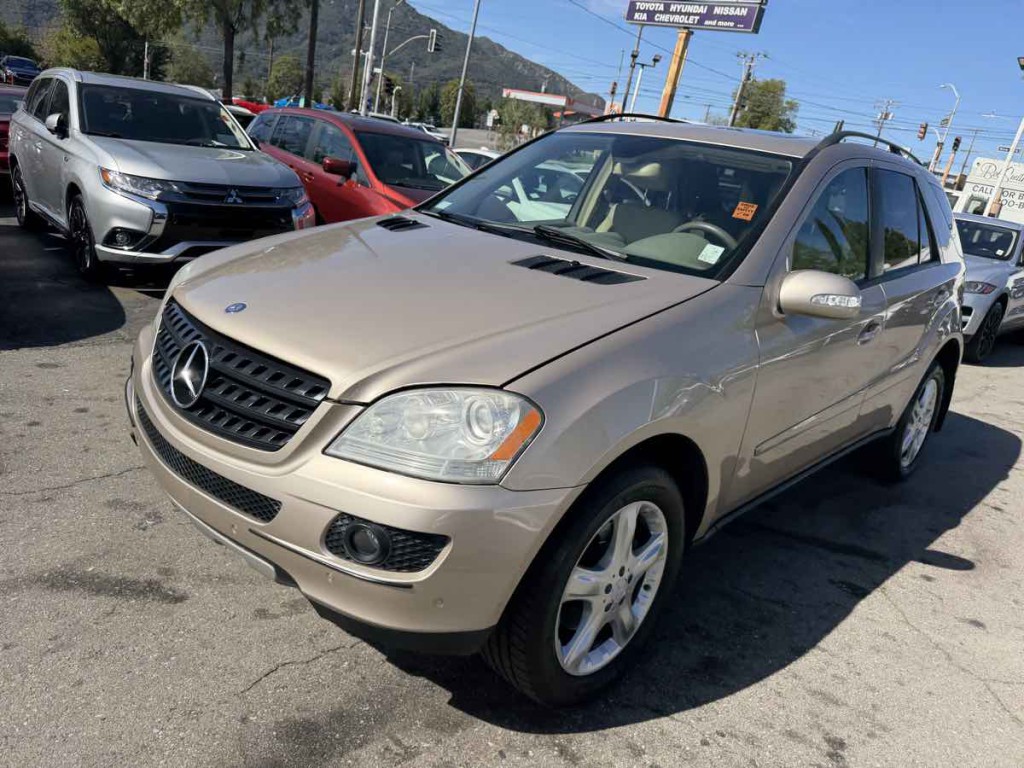 2006 Mercedes-Benz M-Class Image 3