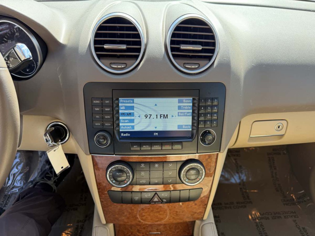 2006 Mercedes-Benz M-Class Image 12