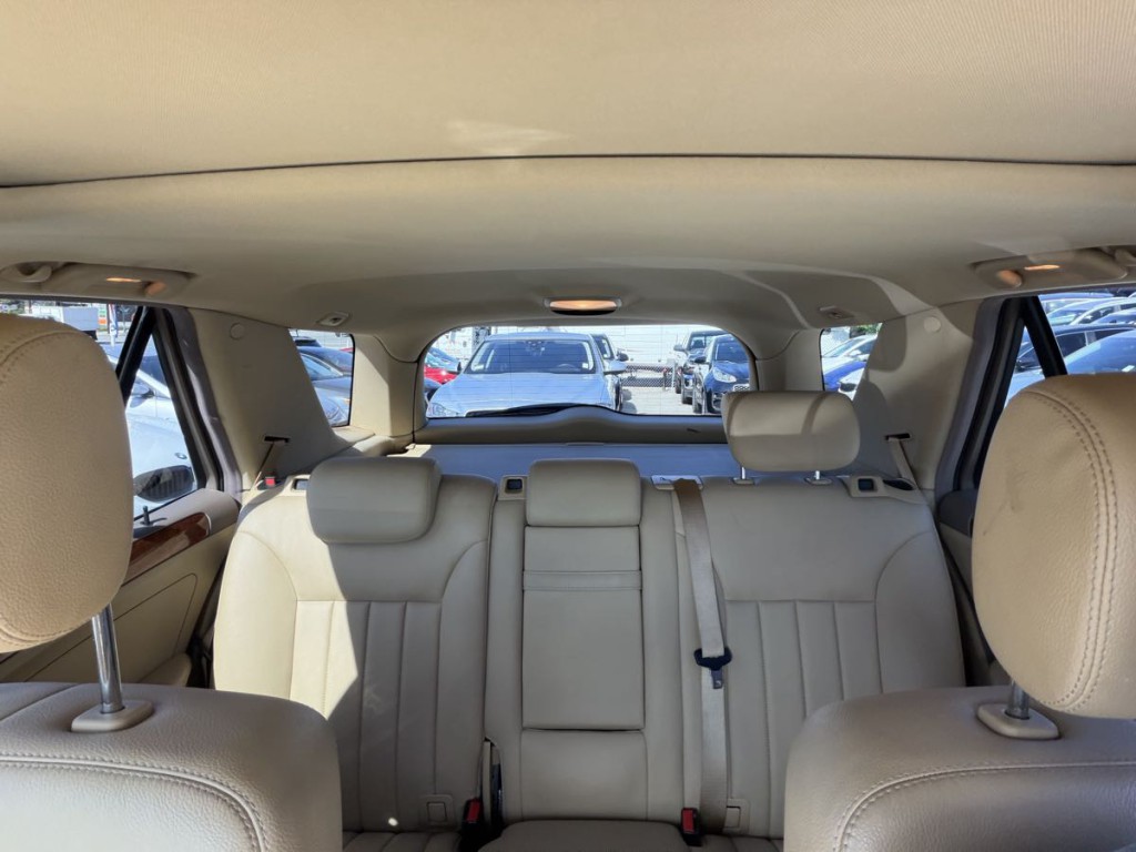 2006 Mercedes-Benz M-Class Image 17