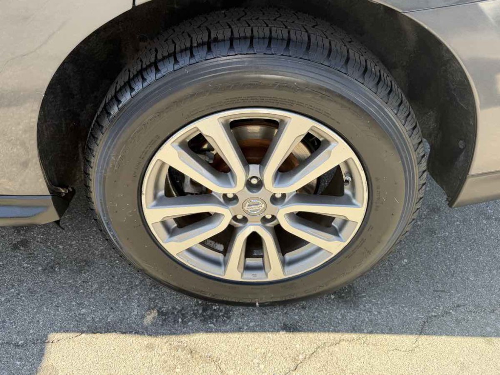 2014 Nissan Pathfinder Image 7