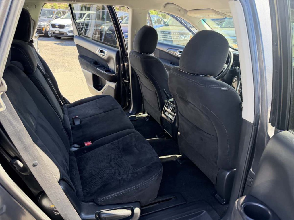 2014 Nissan Pathfinder Image 15