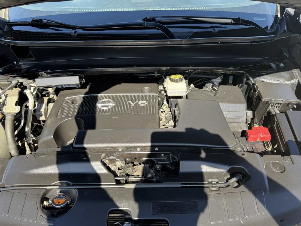 2014 Nissan Pathfinder Image 19