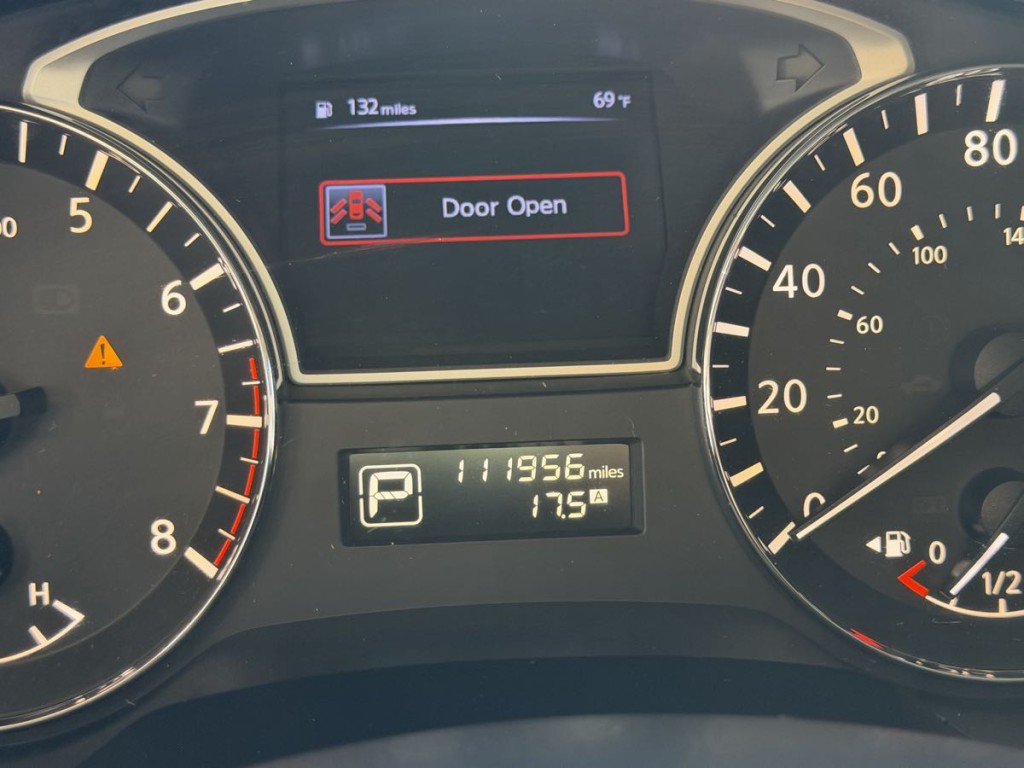 2014 Nissan Pathfinder Image 22