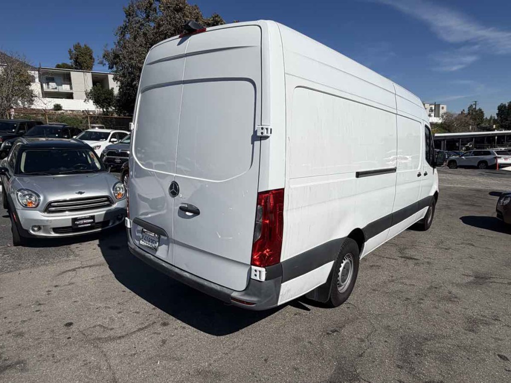 2023 Mercedes-Benz Sprinter Cargo Image 6