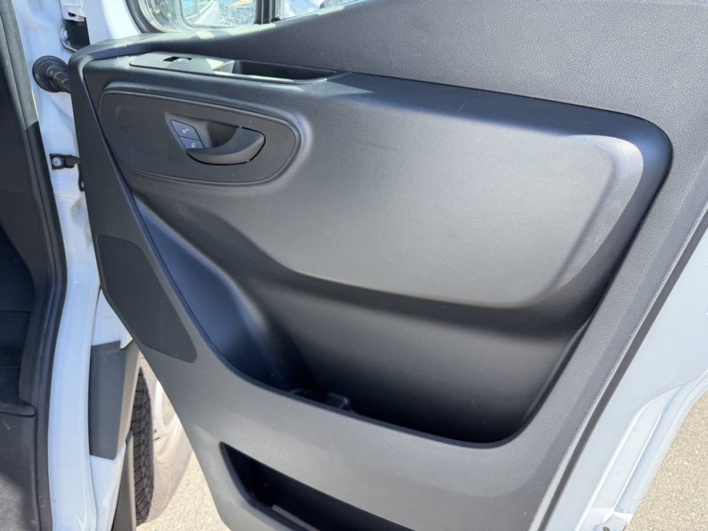 2023 Mercedes-Benz Sprinter Cargo Image 12