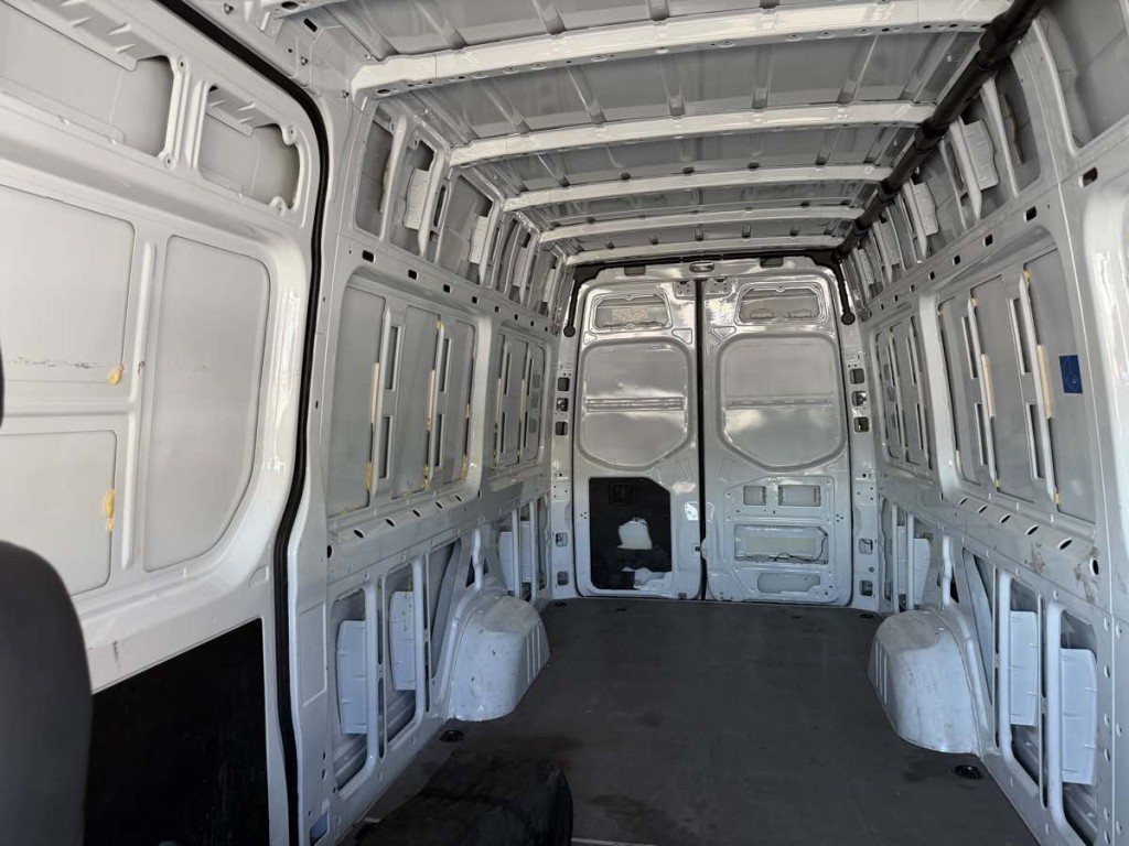 2023 Mercedes-Benz Sprinter Cargo Image 17