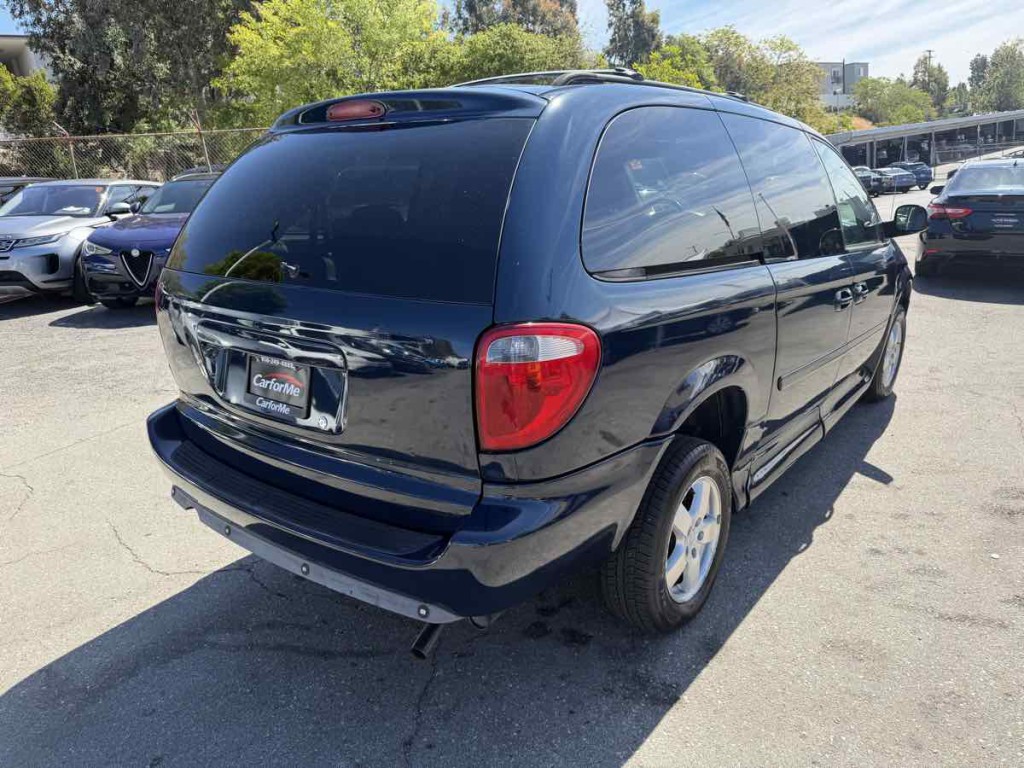 2007 Dodge Grand Caravan Image 7