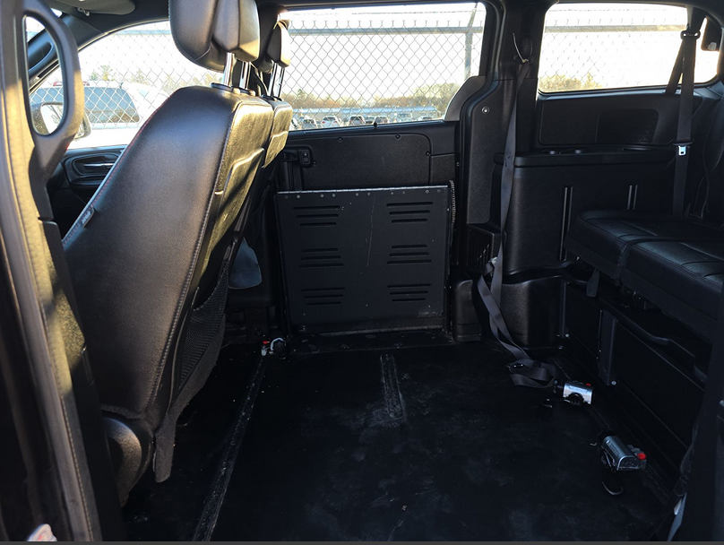 2019 Dodge Grand Caravan Image 2